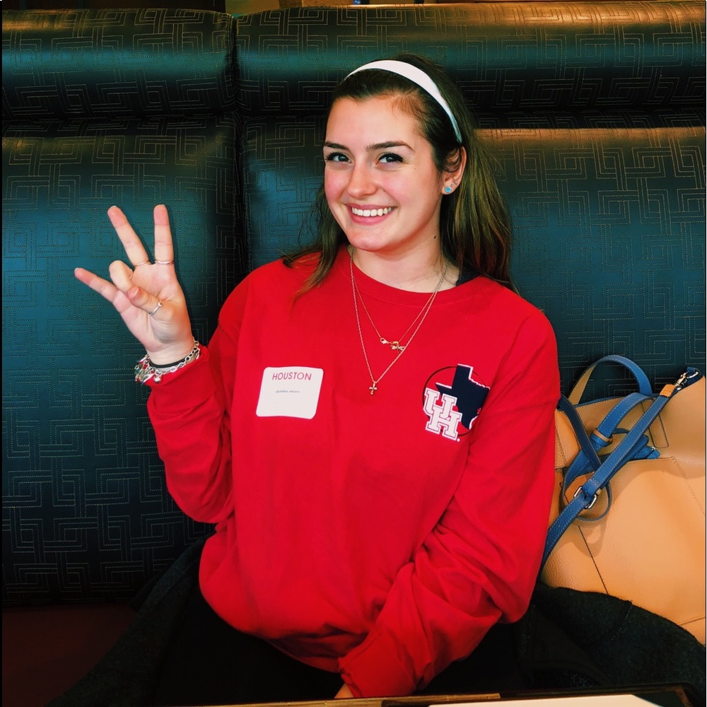 Meet your posher, Christina